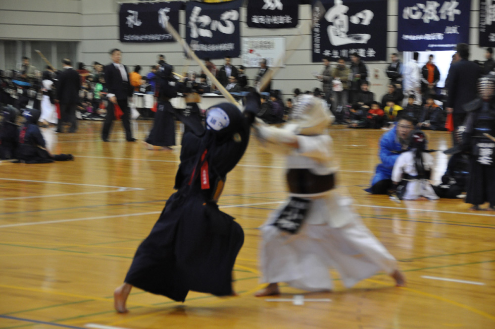 坂本龍馬旗西日本少年剣道錬成大会