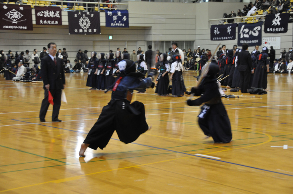 坂本龍馬旗西日本少年剣道錬成大会