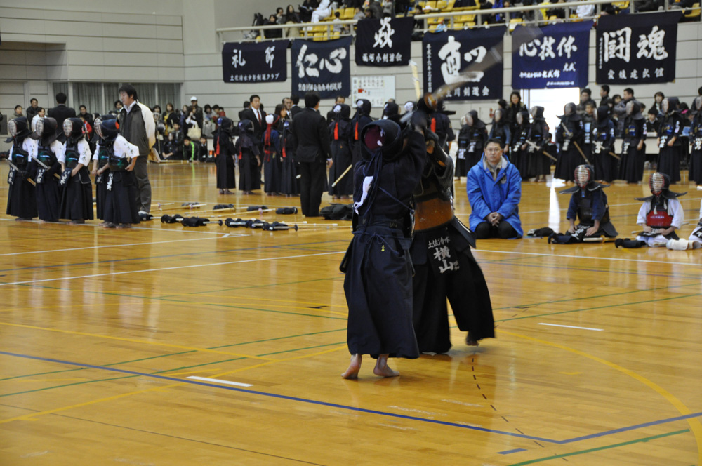 坂本龍馬旗西日本少年剣道錬成大会