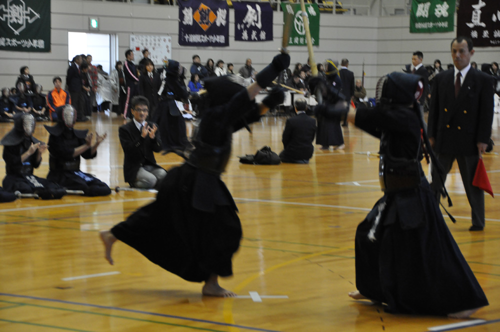 坂本龍馬旗西日本少年剣道錬成大会