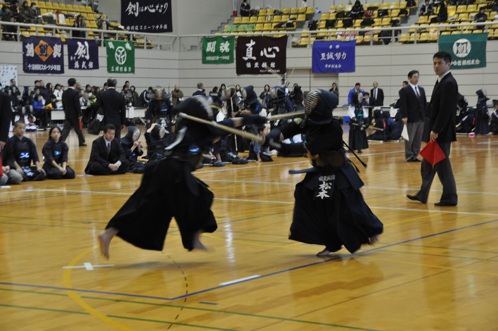 坂本龍馬旗西日本少年剣道錬成大会