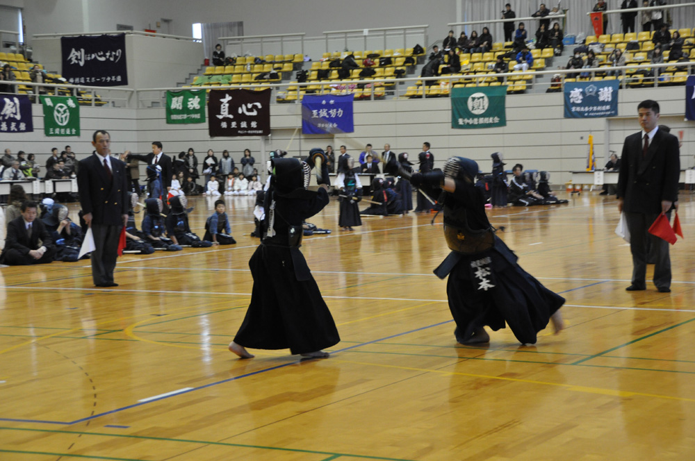 坂本龍馬旗西日本少年剣道錬成大会