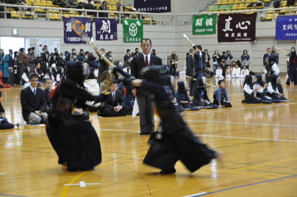 坂本龍馬旗西日本少年剣道錬成大会