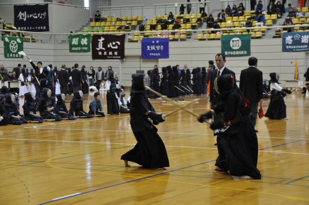 坂本龍馬旗西日本少年剣道錬成大会