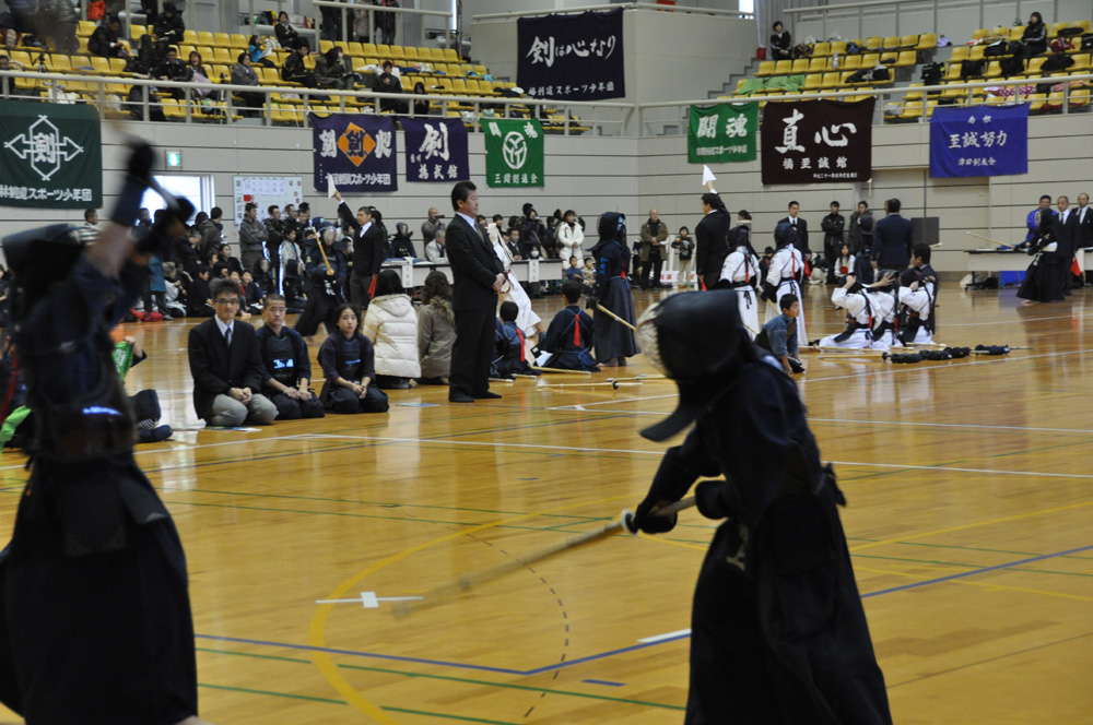 坂本龍馬旗西日本少年剣道錬成大会