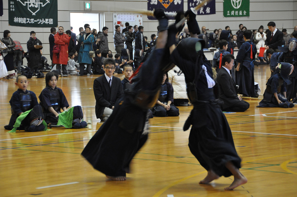 坂本龍馬旗西日本少年剣道錬成大会