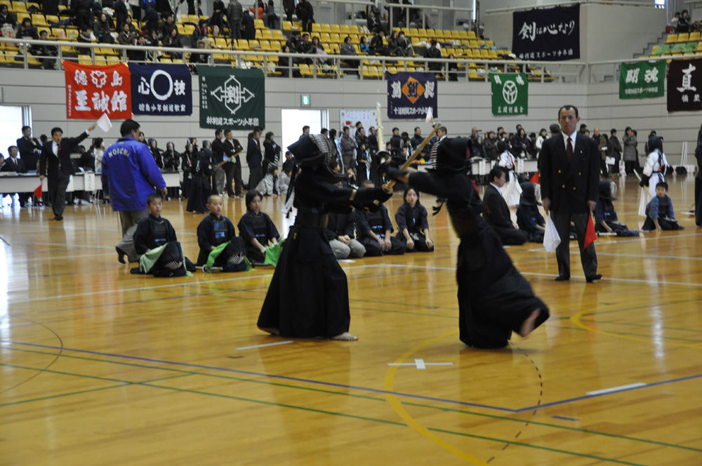 坂本龍馬旗西日本少年剣道錬成大会