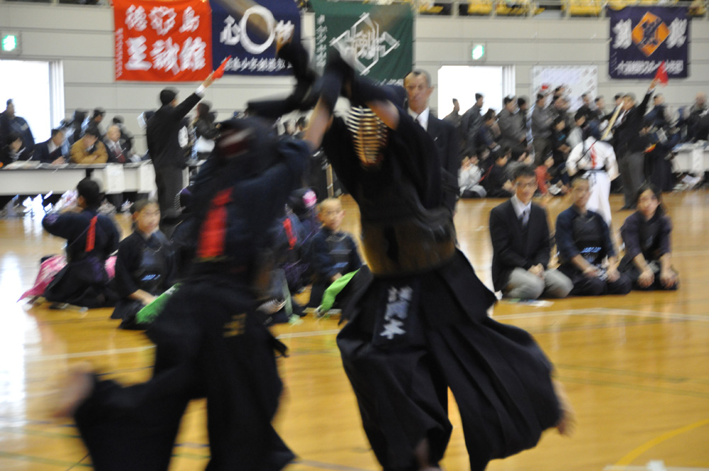坂本龍馬旗西日本少年剣道錬成大会