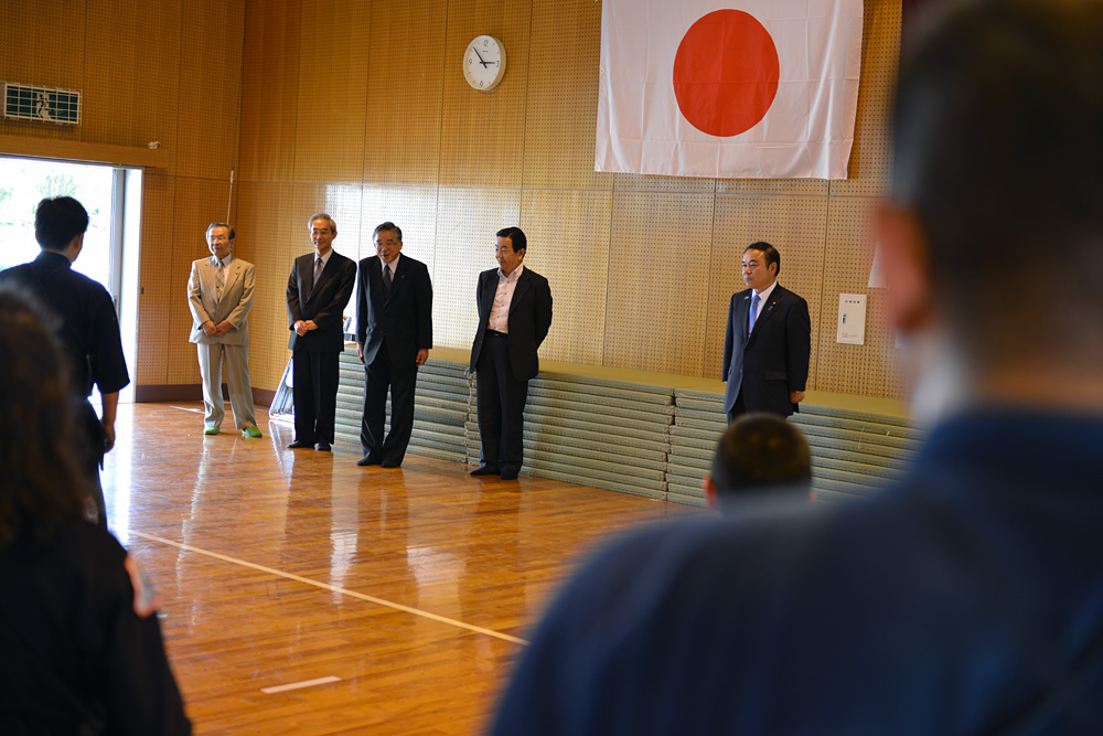 坂本哲志 総務副大臣兼内閣府副大臣が来館されました