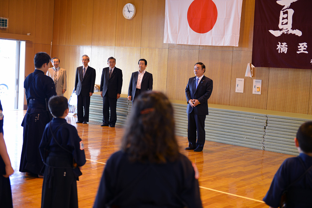 坂本哲志 総務副大臣兼内閣府副大臣が来館されました