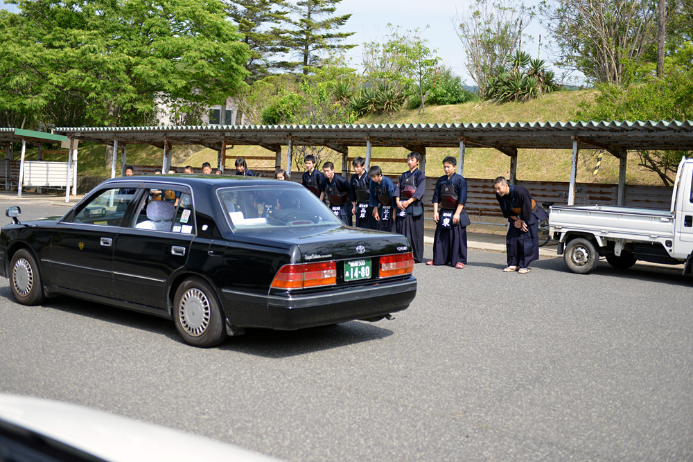 坂本哲志 総務副大臣兼内閣府副大臣が来館されました
